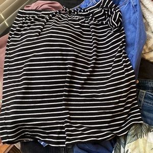 Stripped Casual Skirt with Pockets Size XS